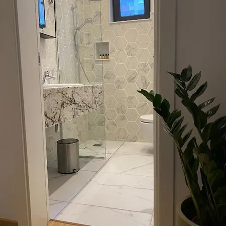 Luxury 12 Апартамент *